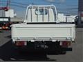 2005 Isuzu Elf Truck