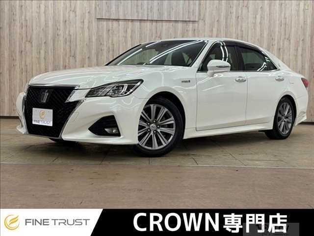 2016 Toyota Crown Athlete Series