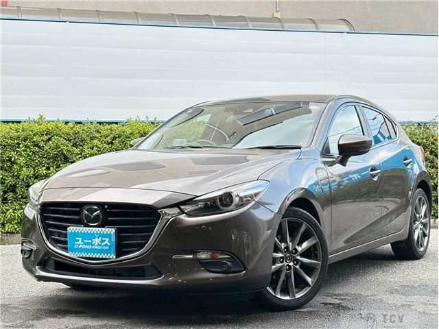 2018 Mazda Axela