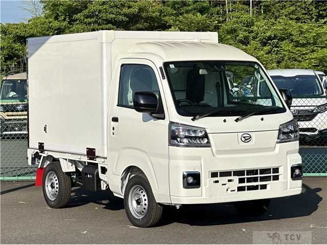 2025 Daihatsu Hijet Truck