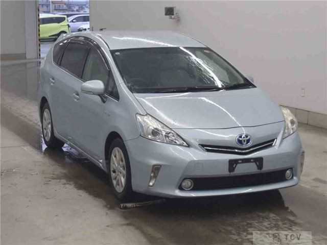 2011 Toyota PRIUS α