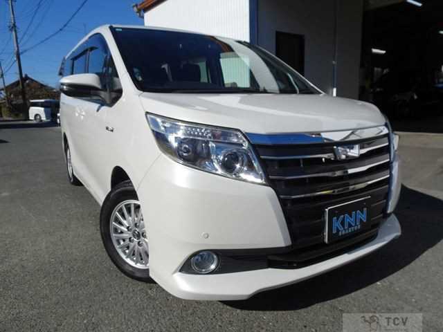 2015 Toyota Noah