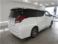 2015 Toyota Alphard Hybrid