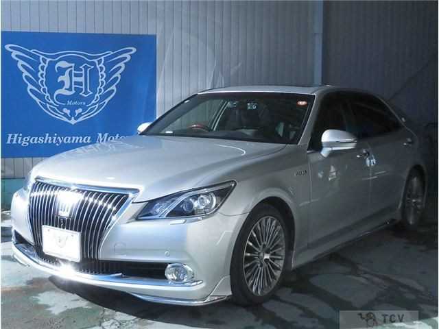 2015 Toyota Crown Majesta