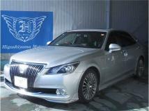 2015 Toyota Crown Majesta