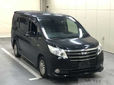 2015 Toyota Noah
