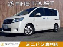 2013 Nissan Serena