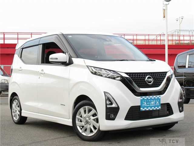 2022 Nissan Nissan Others