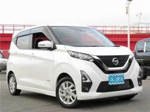 2022 Nissan Nissan Others