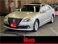 2013 Toyota Crown Hybrid