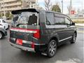 2019 Mitsubishi Delica D5