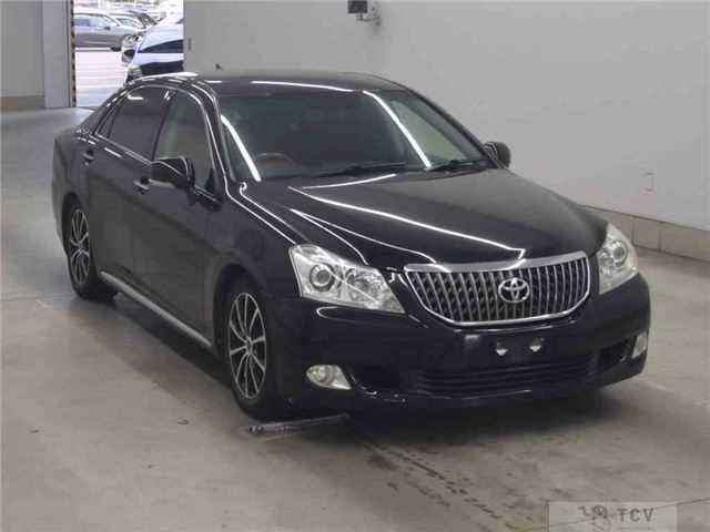 2012 Toyota Crown Majesta