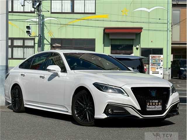 2022 Toyota Crown Hybrid
