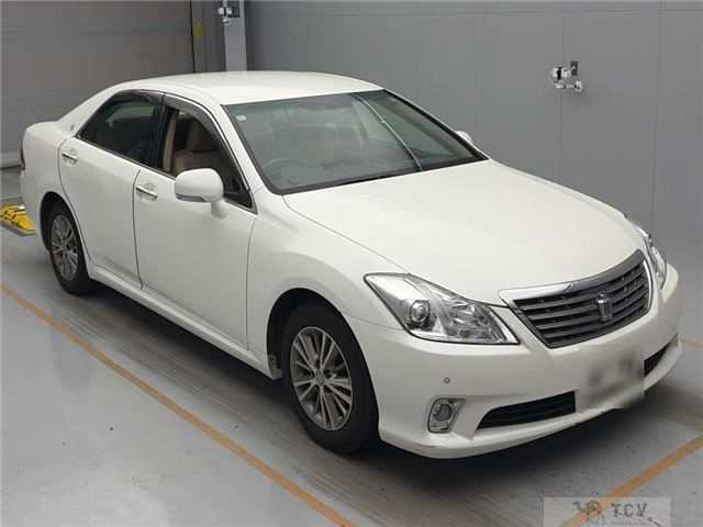 2012 Toyota Crown