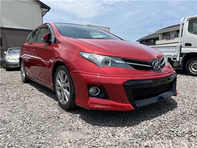 2012 Toyota Auris