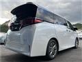 2025 Toyota Alphard Hybrid