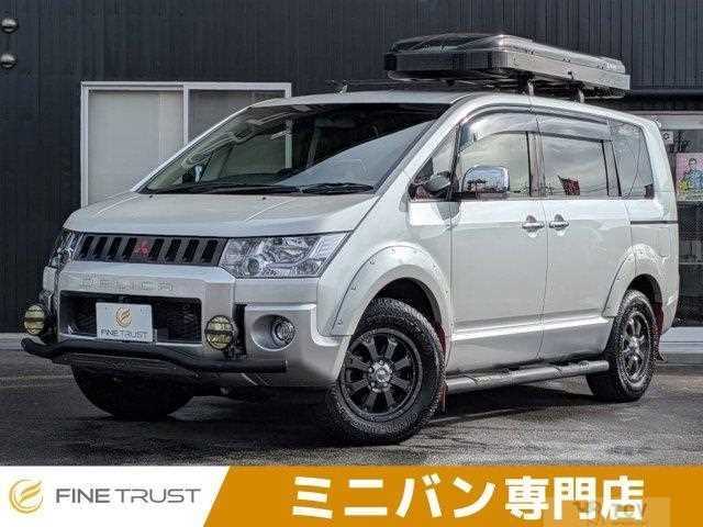 2018 Mitsubishi Delica D5