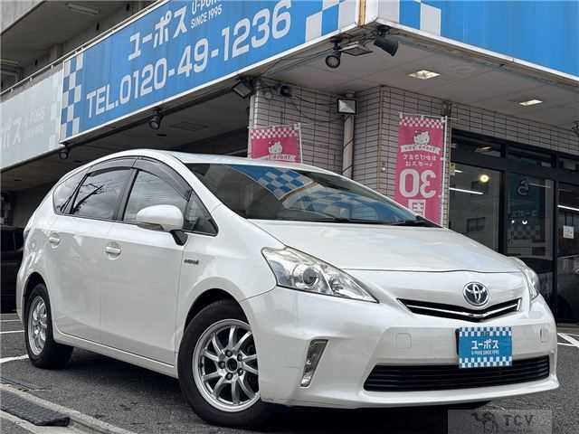 2013 Toyota PRIUS α