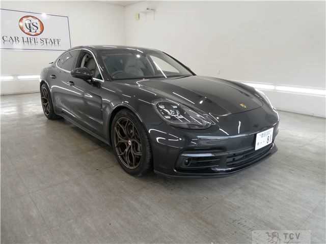 2017 Porsche Panamera