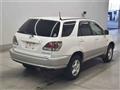 2001 Toyota Harrier