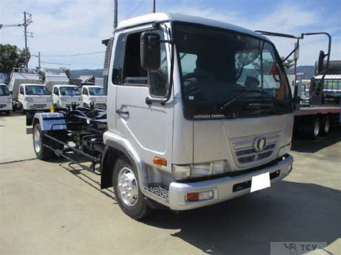 2004 Nissan Condor