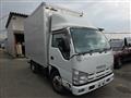 2011 Isuzu Elf Truck
