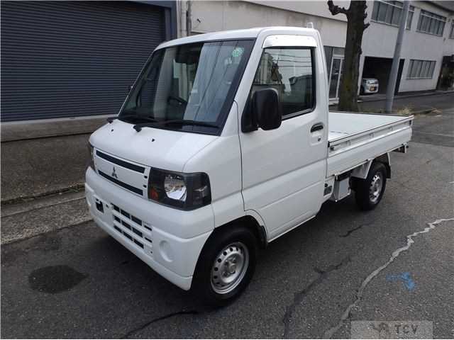 2011 Mitsubishi Minicab Truck