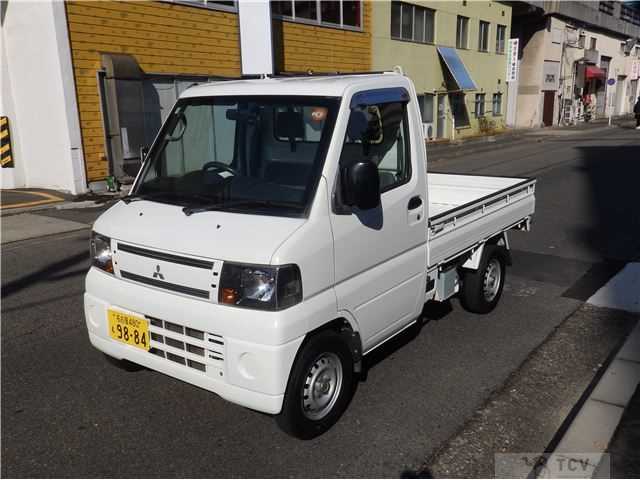 2011 Mitsubishi Minicab Truck