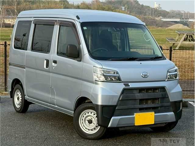2020 Daihatsu Hijet Cargo