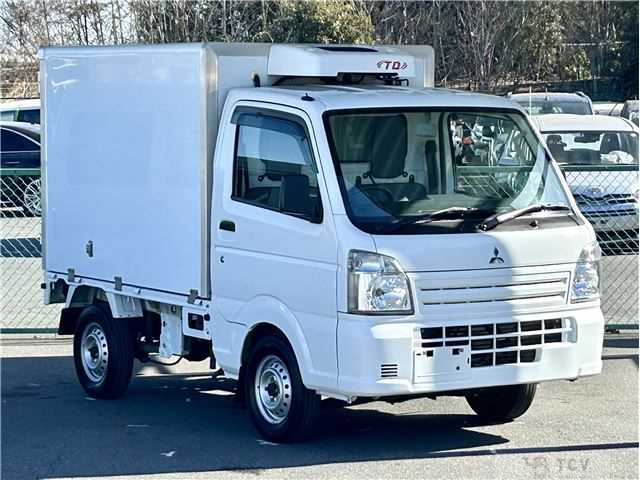 2019 Mitsubishi Minicab Truck