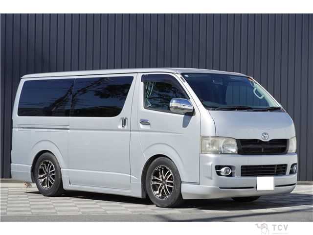2005 Toyota Regiusace Van