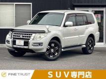 2014 Mitsubishi Pajero