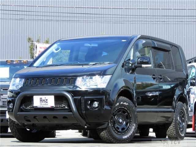 2017 Mitsubishi Delica D5