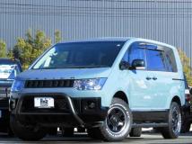 2012 Mitsubishi Delica D5