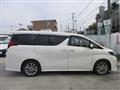 2017 Toyota Alphard G