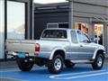 2003 Toyota Hilux