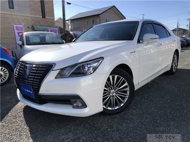 2014 Toyota Crown Hybrid