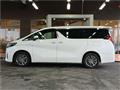 2019 Toyota Alphard Hybrid