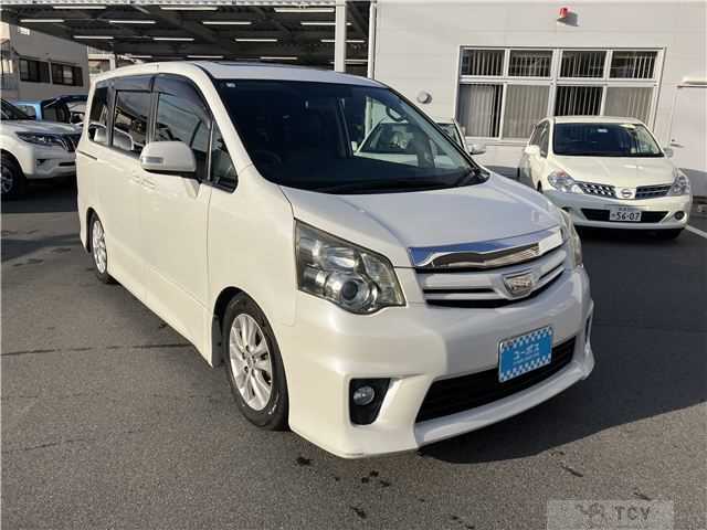 2010 Toyota Noah