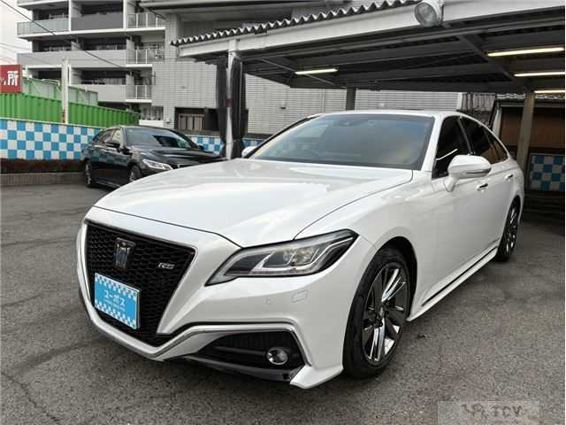 2021 Toyota Crown Hybrid