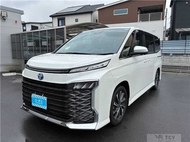 2025 Toyota Voxy
