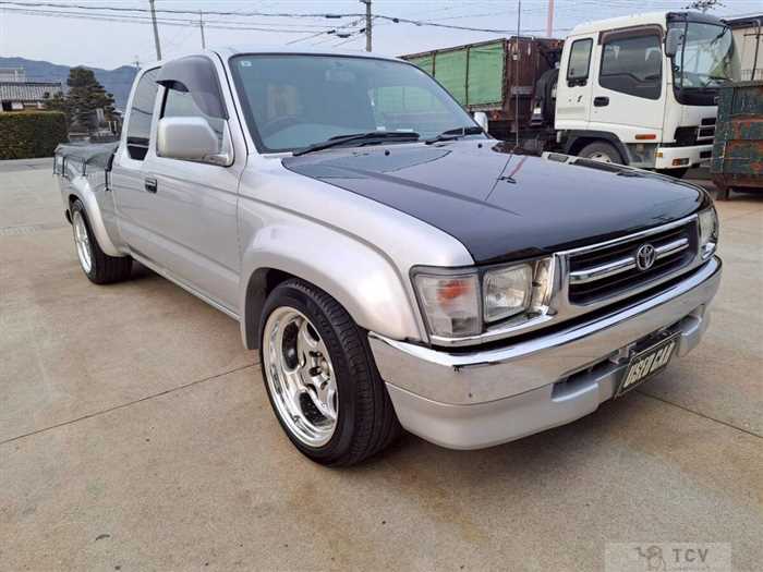 2000 Toyota Hilux
