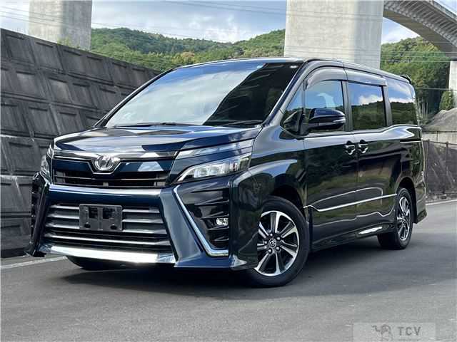 2017 Toyota Voxy