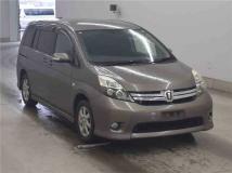 2011 Toyota Isis