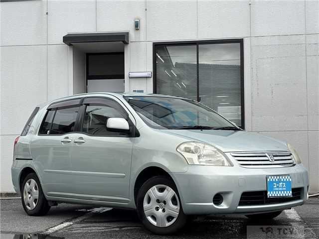 2005 Toyota Raum