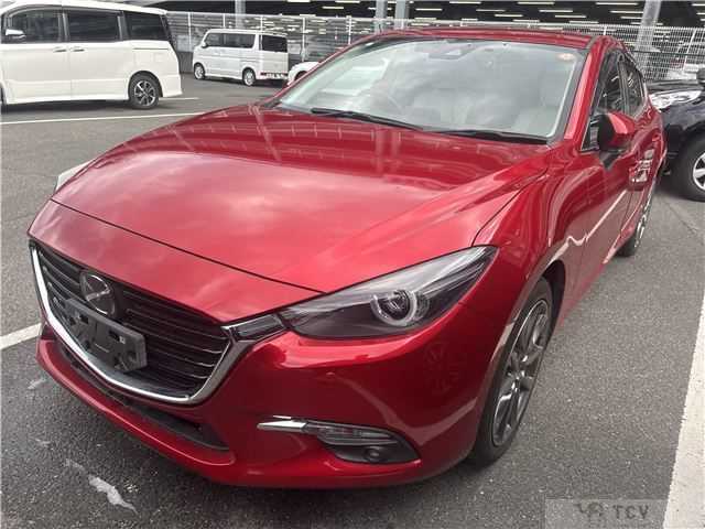 2017 Mazda Axela