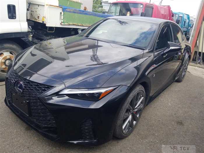 2021 Lexus IS