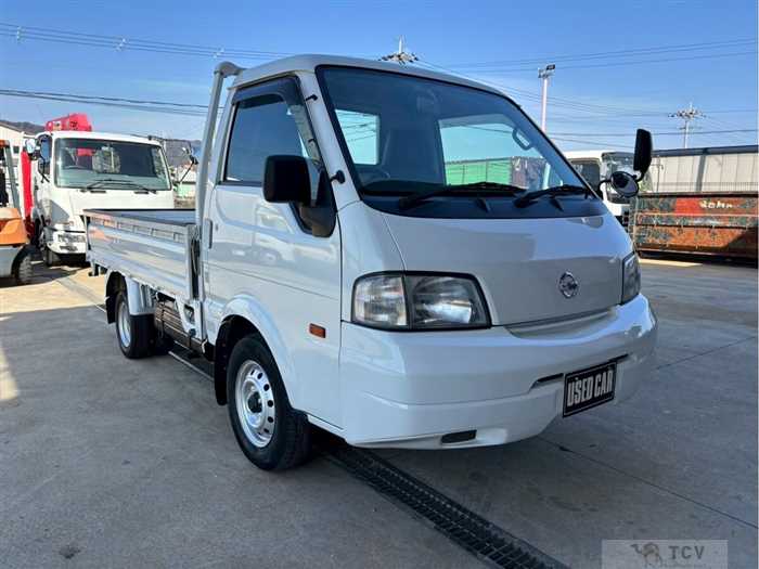 2010 Nissan Nissan Others