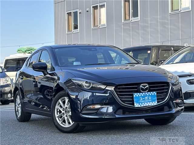 2016 Mazda Axela