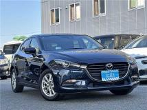 2016 Mazda Axela